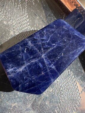 SODALITE CRYSTAL MINERAL 34 GRAMS